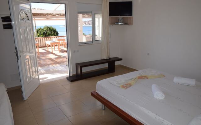 Rojela Rooms