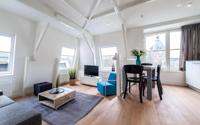Tropen Apartments