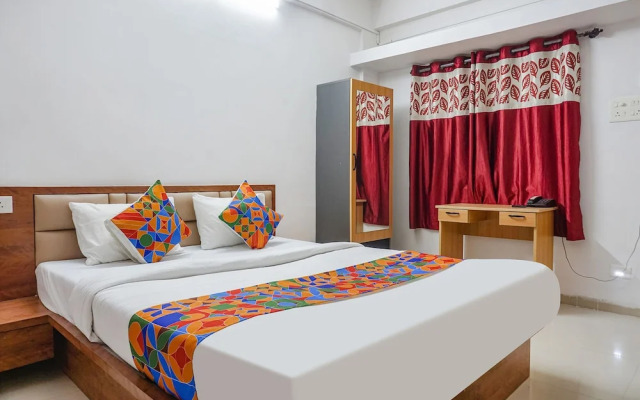 Fabhotel Lake View