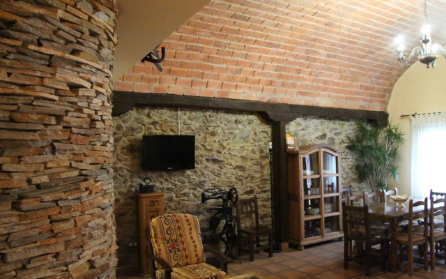 Apartamentos y Casas Victor