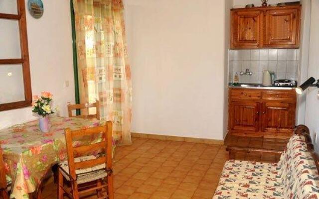Kostas Apartments