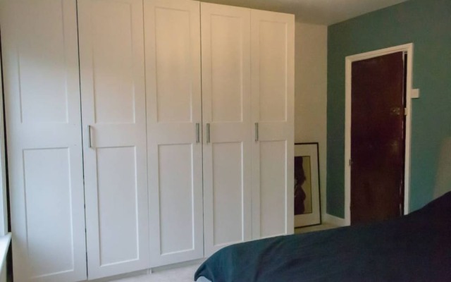 Bright 3 Bedroom House in East Oxford