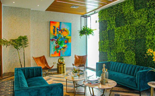 Tower Central - New Luxury - Ocean view