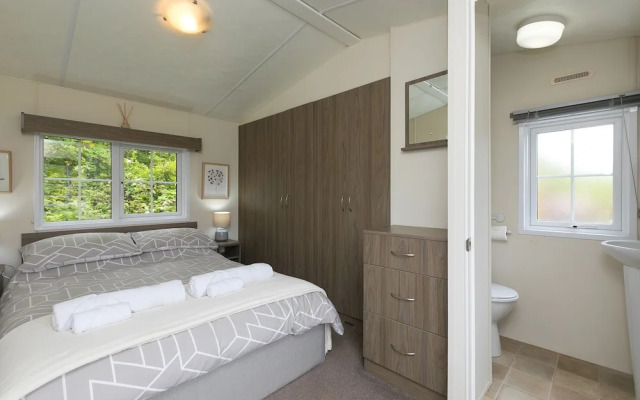 Lazy Lodge