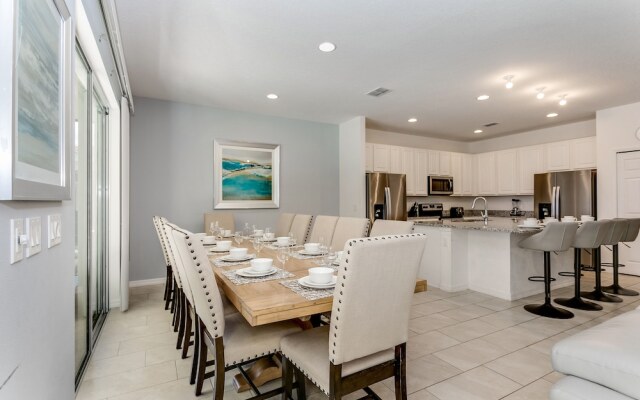 Solterra - 6108 Broad Oak Drive