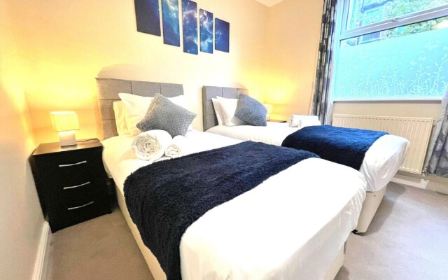 The Haywood, Beautiful 2 -bed Apartment in Beeston