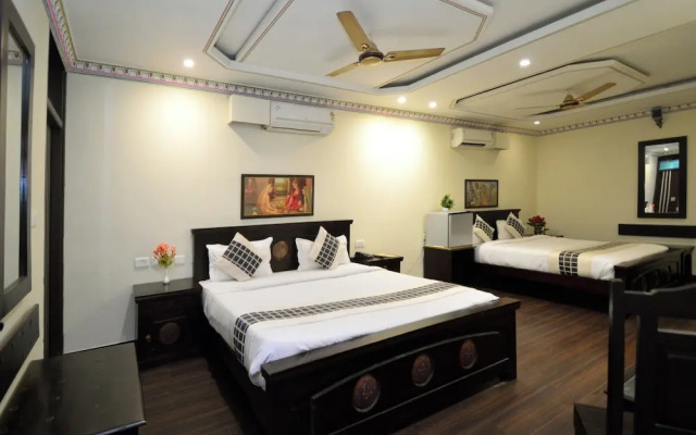Hotel Surya Garh