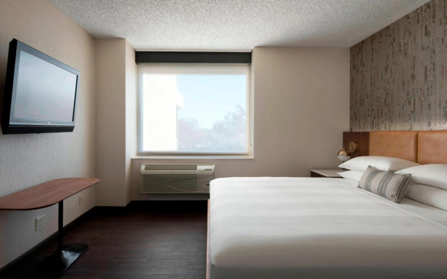 Fullerton Marriott at California State University