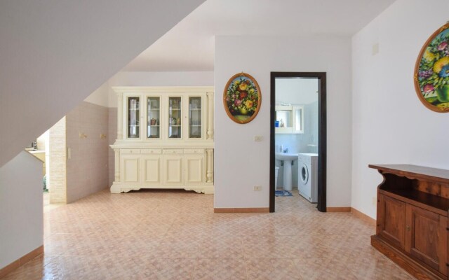 Stunning Home in Roseto Capo Spulico With 4 Bedrooms
