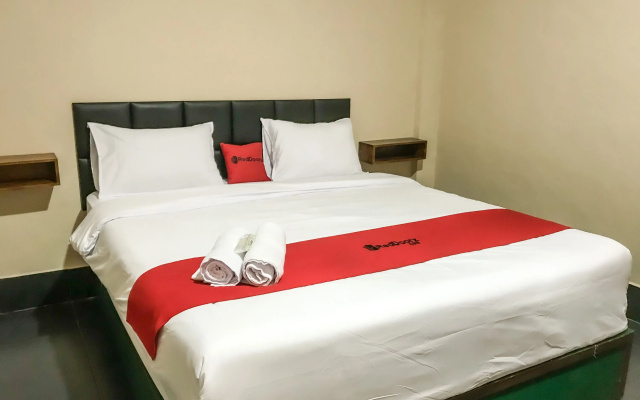 RedDoorz @ Jalan Gelanggang Remaja Waena Jayapura