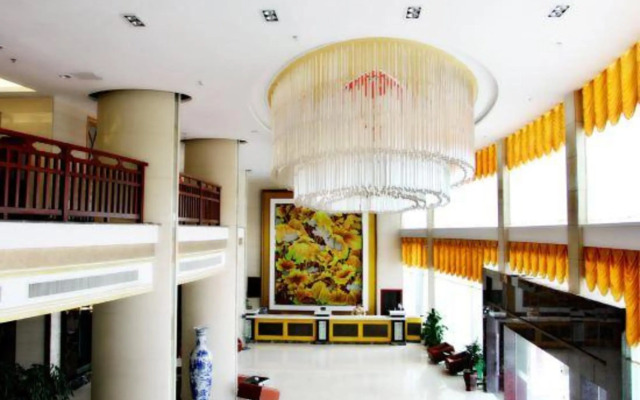 Promenade Hotel