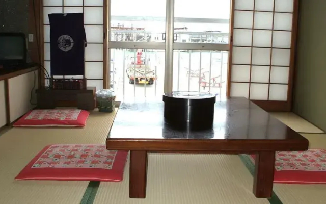 Ryokan Tomikawa