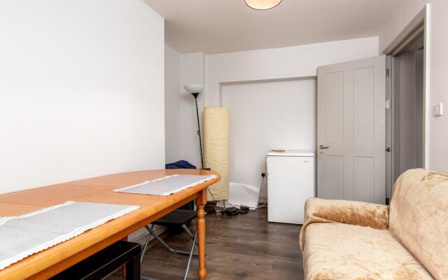 Clemence Street - Deluxe Guest Room 1