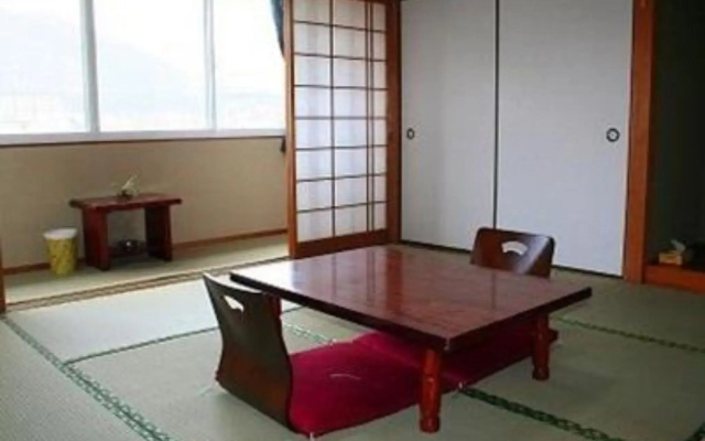 Yufuin TSURU NO YU