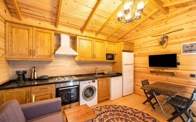 Honeymoon Bungalow With Private Pool and Sea View