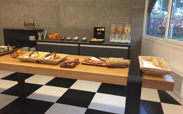 Enzo Trappes By Kyriad Direct