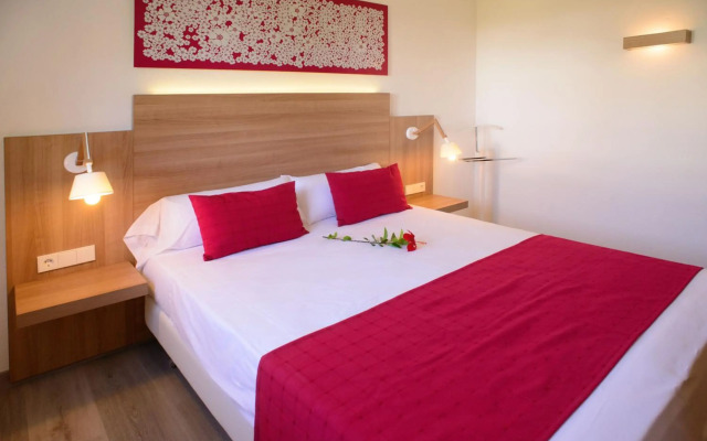 Cala Llenya Resort Ibiza