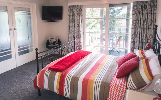 The Heart of Emerald Bed & Breakfast