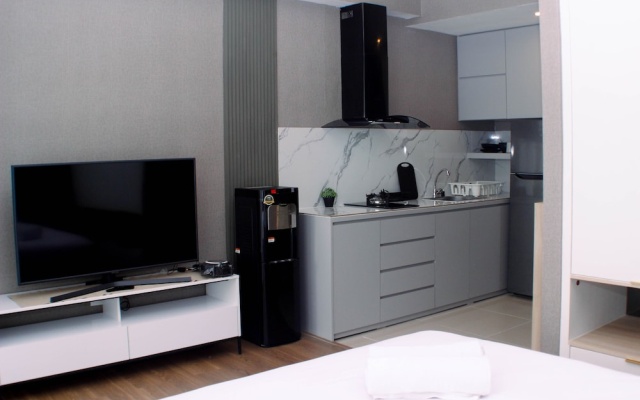 Modern Look And Restful Studio At 32Th Floor Vasanta Innopark Apartment – Guest Rooms – Cikarang