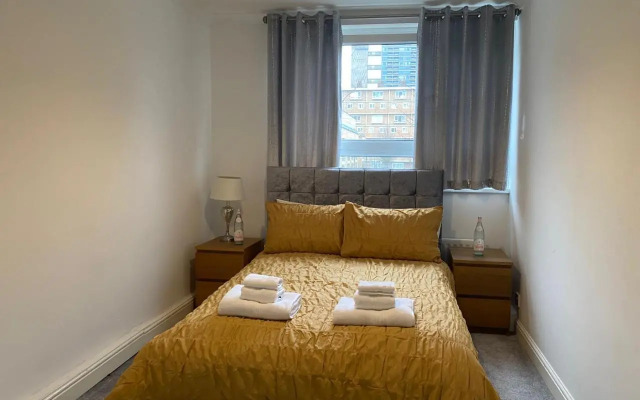 London Charm - 3 Bedroom House Near Canary Wharf