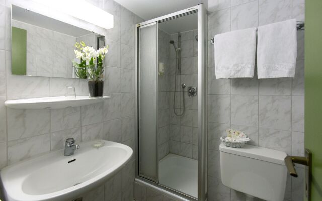 TOP Hotel Post Frankfurt Airport
