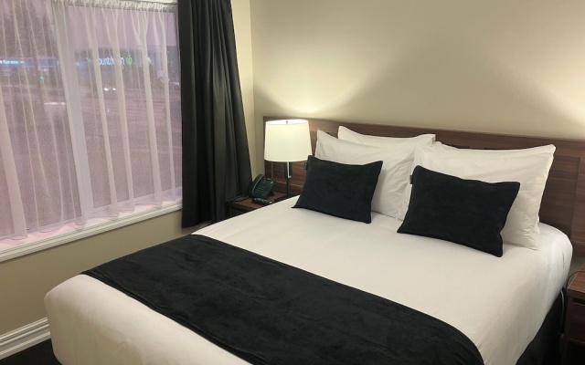 Newina Rotorua – Guest Rooms – Rotorua