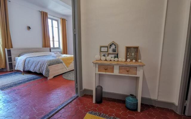 Appart Hotel Centifolia - Place aux aires