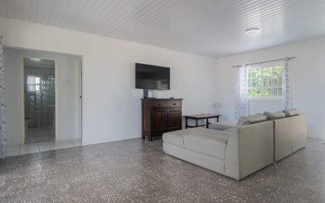 Aruban Home Close to Beach