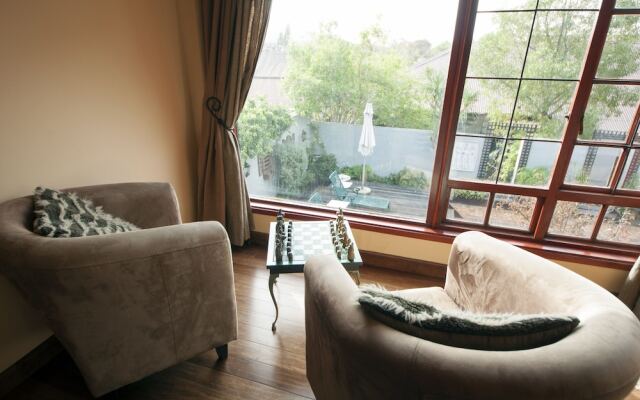 Harfield Guest Villa