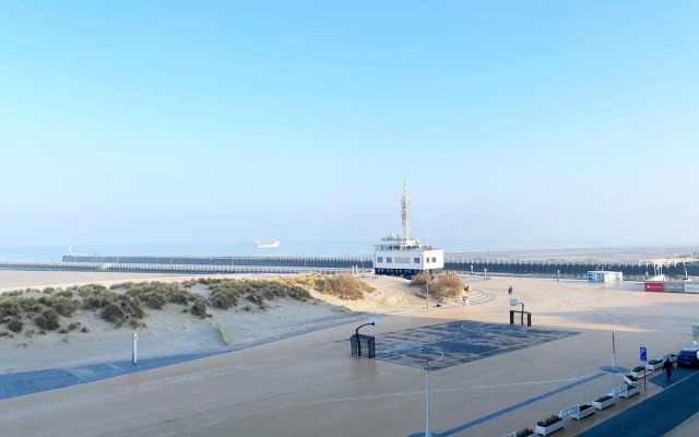 Apartment in Nieuwpoort Near the Beach
