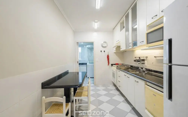 Apt w/ Balcony and Oceanfront View in BC - Ipc0901