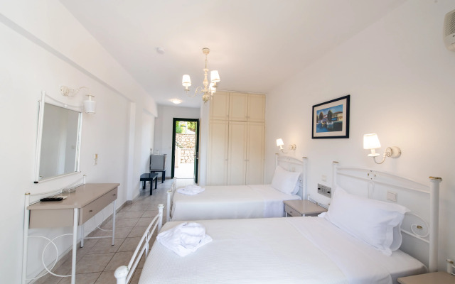 Santa Marina Hotel