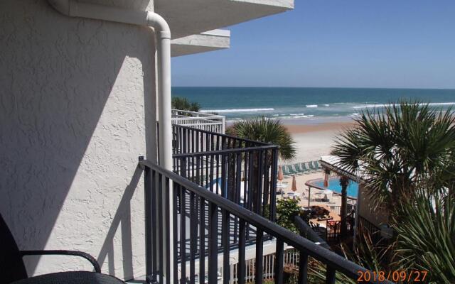 Flamingo Inn Beachfront