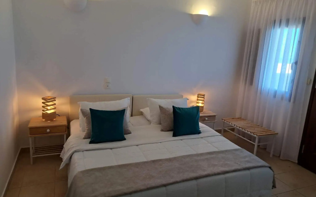 Amerisa Suites & Villa