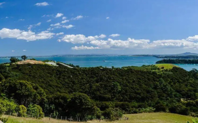 Te Whau Lodge