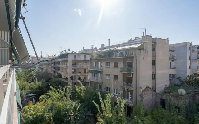 Olimpiou Lovely Apartment In Koukaki