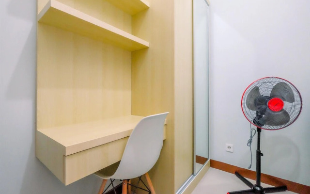 Cozy Living 2Br Royal Heights Apartment