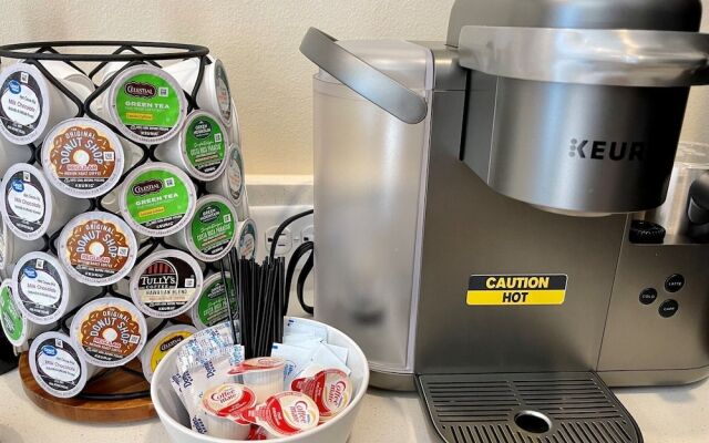 Suite Dreams Guesthouse aka Care Takeover Home