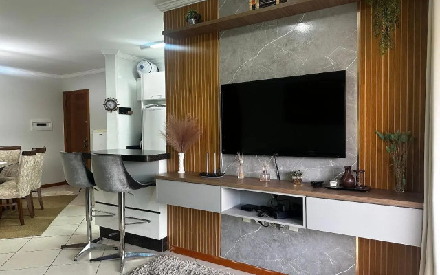 043 - Apto aconchegante na praia de Bombas