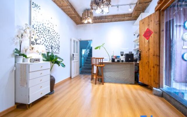 Xingfu Xiaoyuan Homestay (Yangshuo West Street)