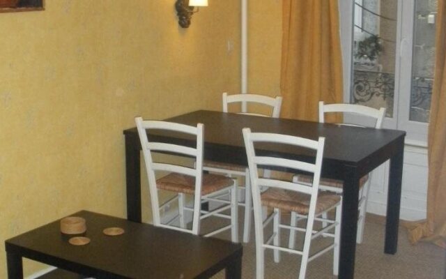 Chambres DHôtes Les Garçonnières Du Sancy