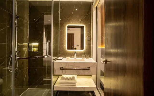 Calidum Phu Quoc Hotel