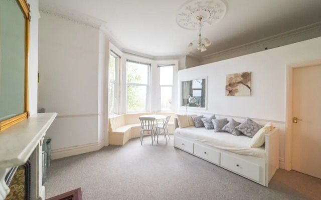 Beautiful One Bedroom Georgian Apartment