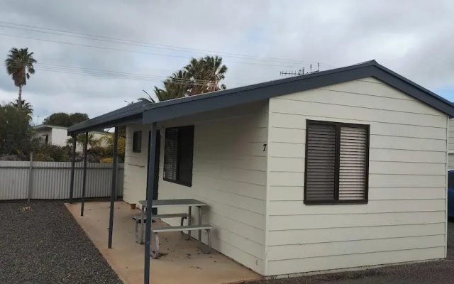 Tumbybay Caravan Park
