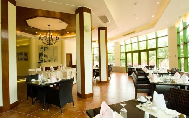 Palm Beach Resort Yalong Bay Sanya