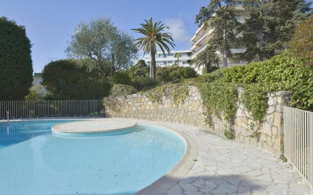 2-bedroom apartment in a residential building with swimming pool