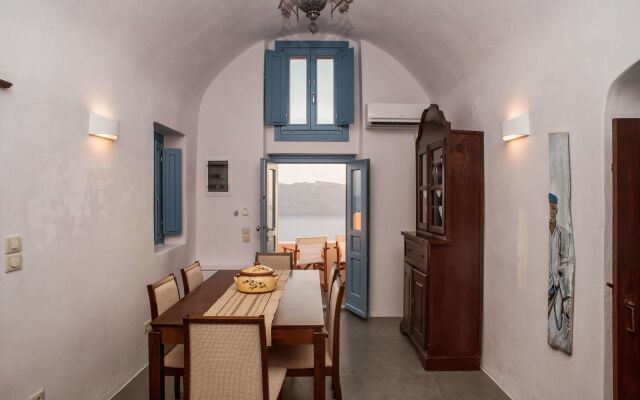 Santa Irini Villa