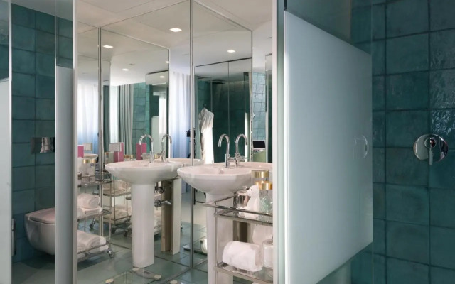 WC by The Beautique Hotels