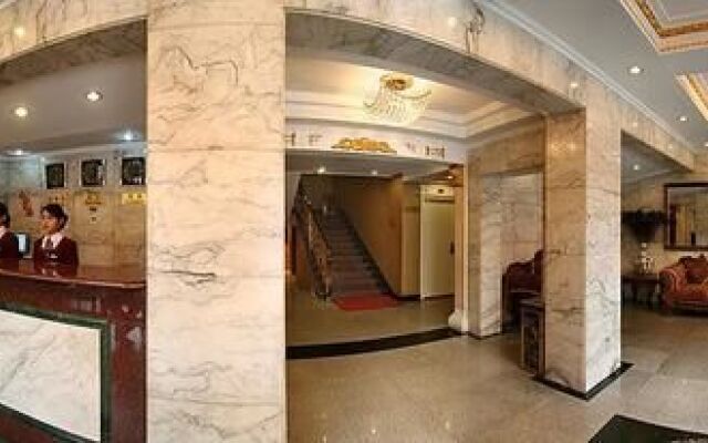 Saint Angel Hotel (Beijing Chaoyang Hospital Hujialou Subway Station)