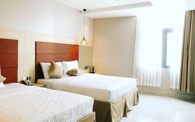 Holiday 2 Hotel